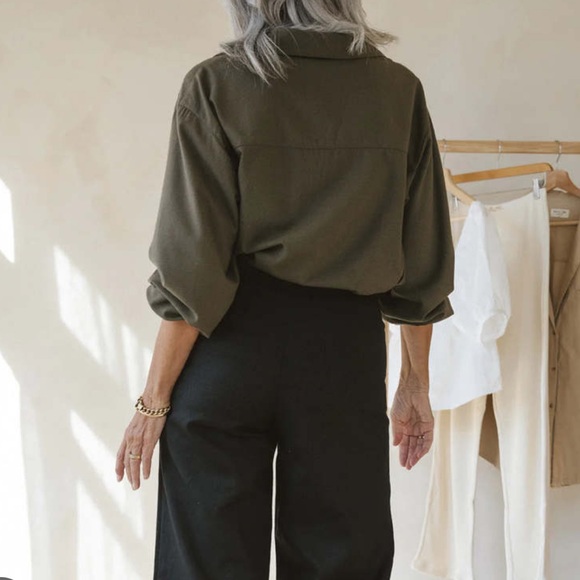 Harly Jae House Blouse in Olive - Picture 3 of 12